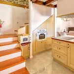 Frana Villa *