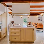Frana Villa Bajcici